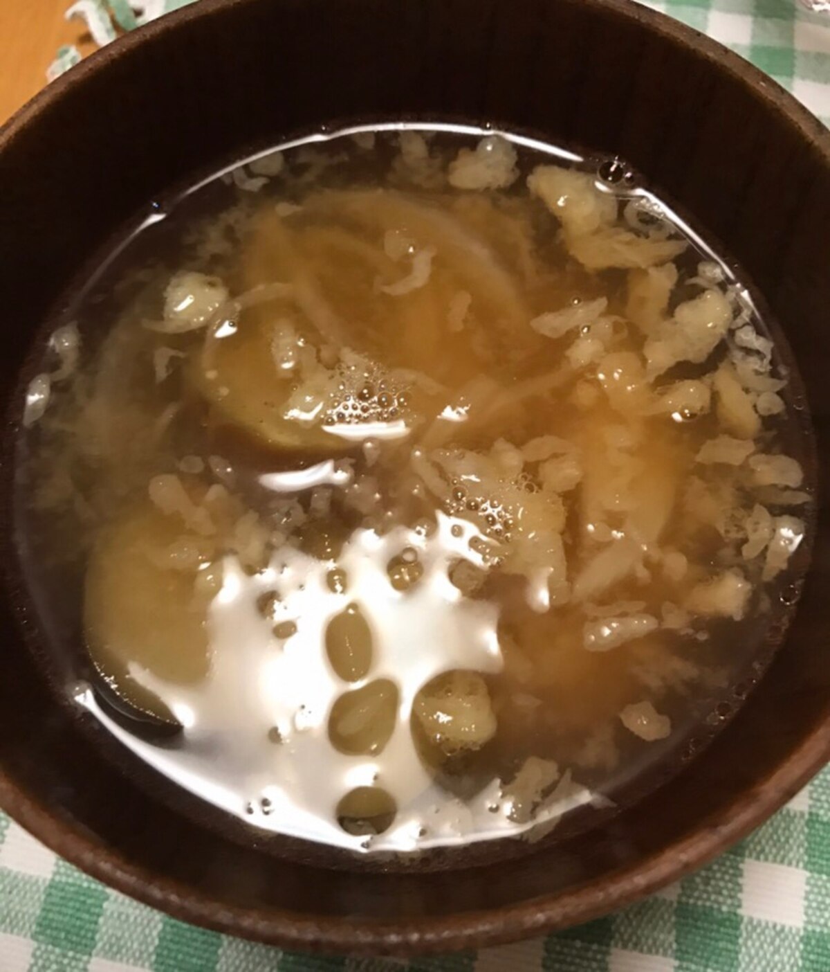 玉ねぎとナス 天かすのお味噌汁 レシピ 作り方 By ボンド子 楽天レシピ 玉ねぎとナス 天かすのお味噌汁 レシピ 作り方 By ボンド子 楽天レシピ
